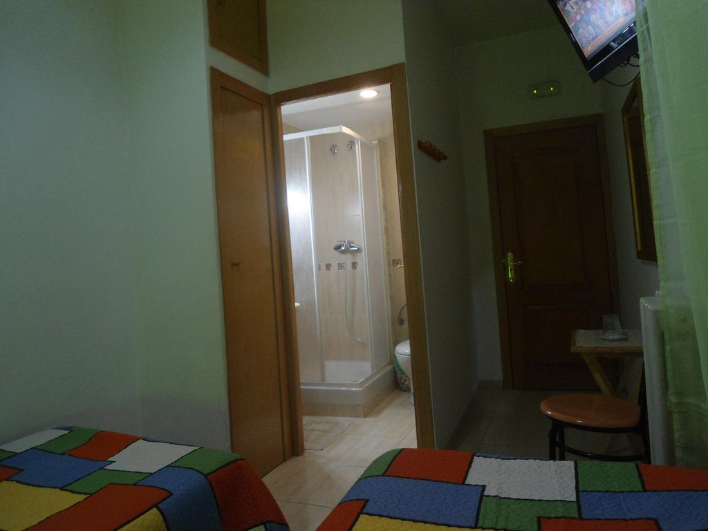 Hostal Florida Madrid Buitenkant foto