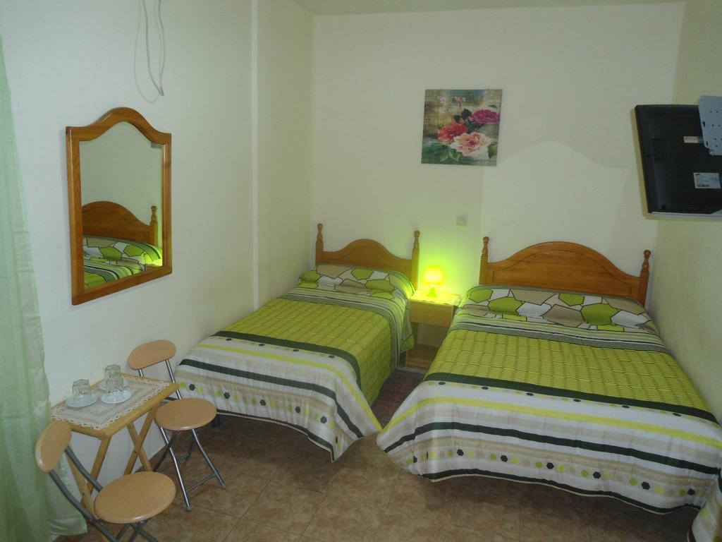 Hostal Florida Madrid Buitenkant foto