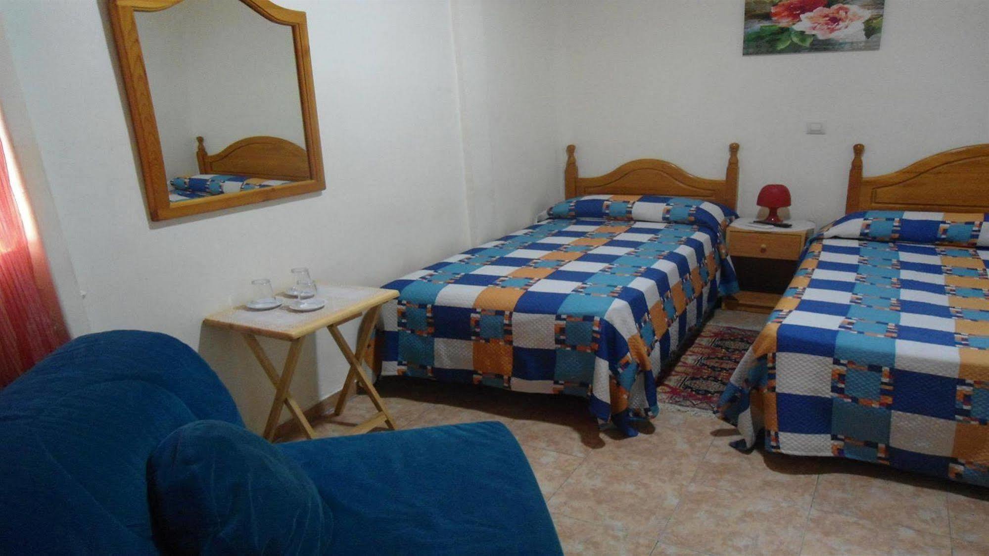 Hostal Florida Madrid Buitenkant foto