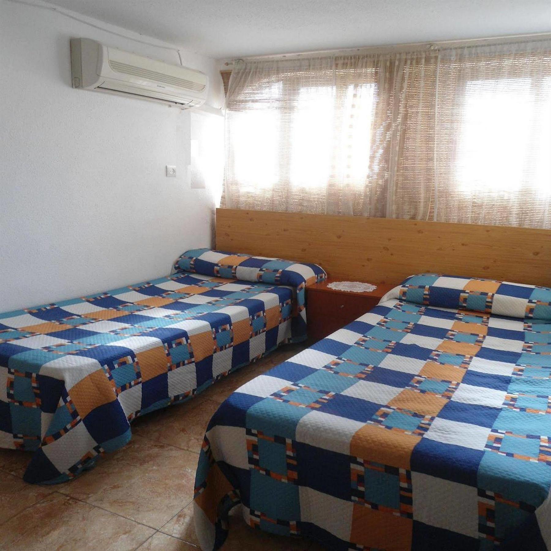 Hostal Florida Madrid Buitenkant foto