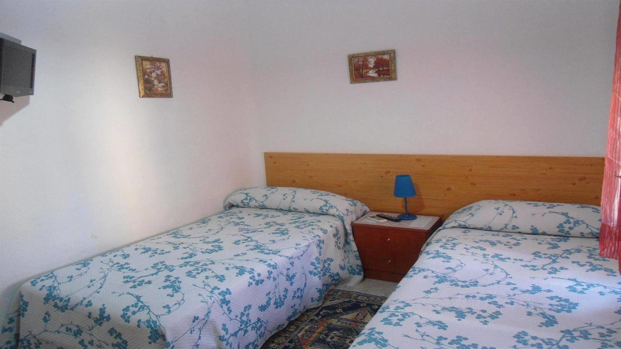 Hostal Florida Madrid Buitenkant foto